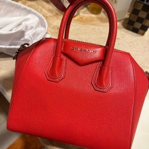 Givenchy Antigona Mini